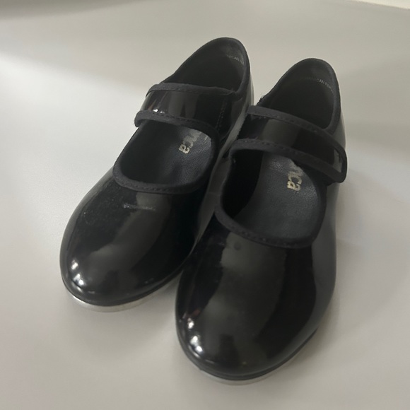 SoDance tap dance shoes - my three year old grew out of them after one season - Picture 2 of 5